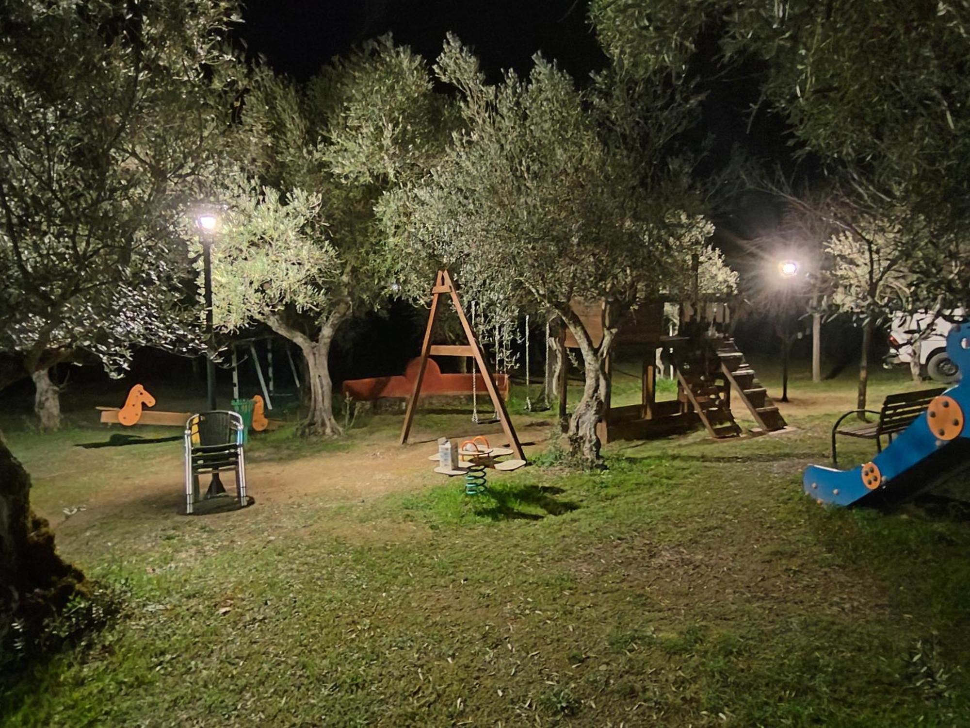 Complejo Aldea Vetonia Check Out Hasta Las 20H Parque De Mascotas Zonas Infantiles Ideal Grupos Parejas Familias Informate Apertura Piscina 1 De Mayo Hervás Eksteriør bilde